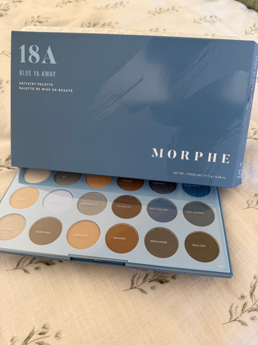 Morphe 18A Blue Ya Away Eyeshadow Palette - Blue, Tan, Brown & Gold Mix
